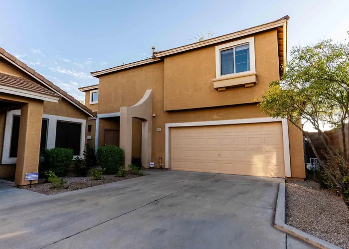 Ferienhaus New Listing Special! 3 Bedroom House In Prime Location *