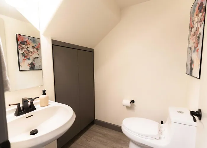 New Listing Special! 3 Bedroom House In Prime Location Ferienhaus Phoenix
