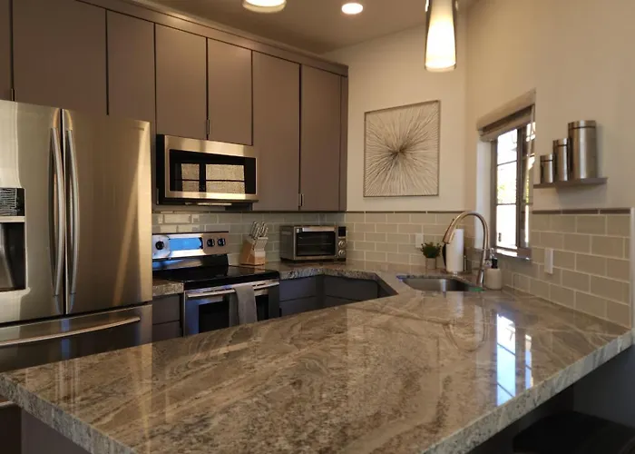 New Listing Special! 3 Bedroom House In Prime Location Ferienhaus Phoenix
