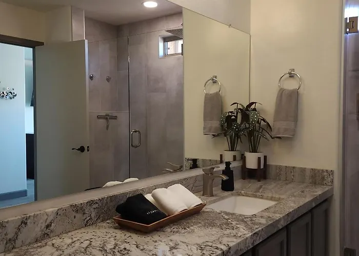 New Listing Special! 3 Bedroom House In Prime Location Ferienhaus *
