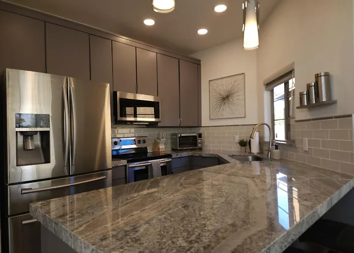 New Listing Special! 3 Bedroom House In Prime Location Ferienhaus Phoenix